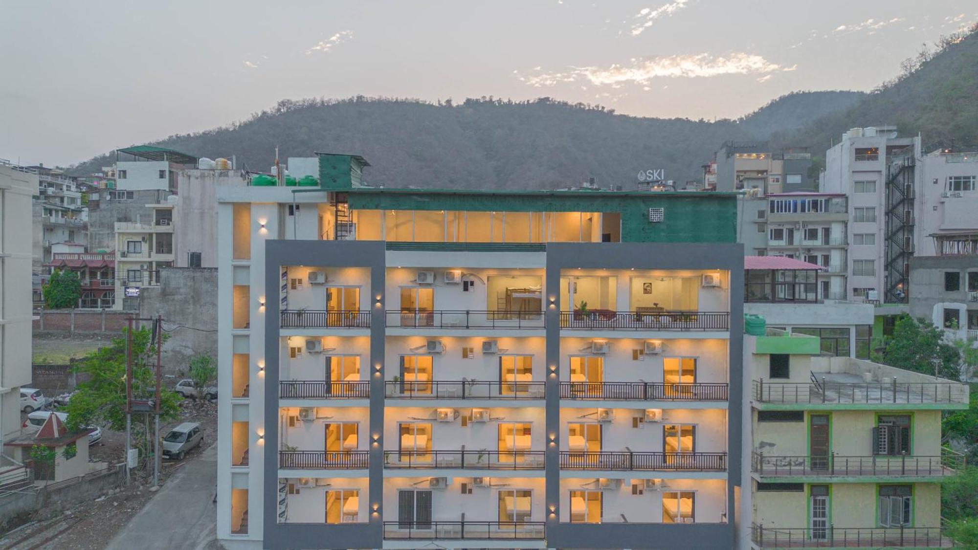 Perfectstayz Alpine Near Laxman Jhula Рішикеш Екстер'єр фото