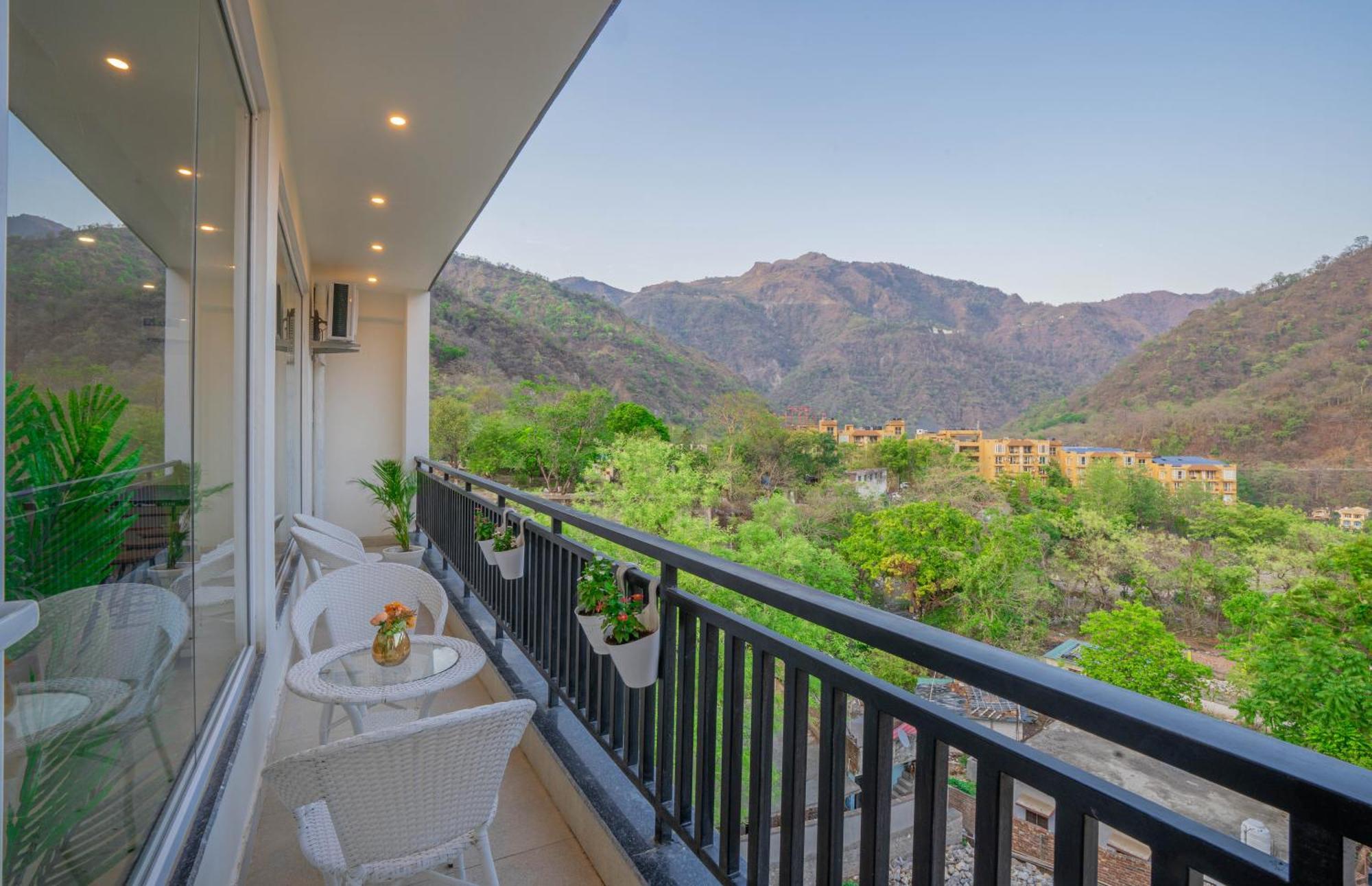 Perfectstayz Alpine Near Laxman Jhula Рішикеш Екстер'єр фото