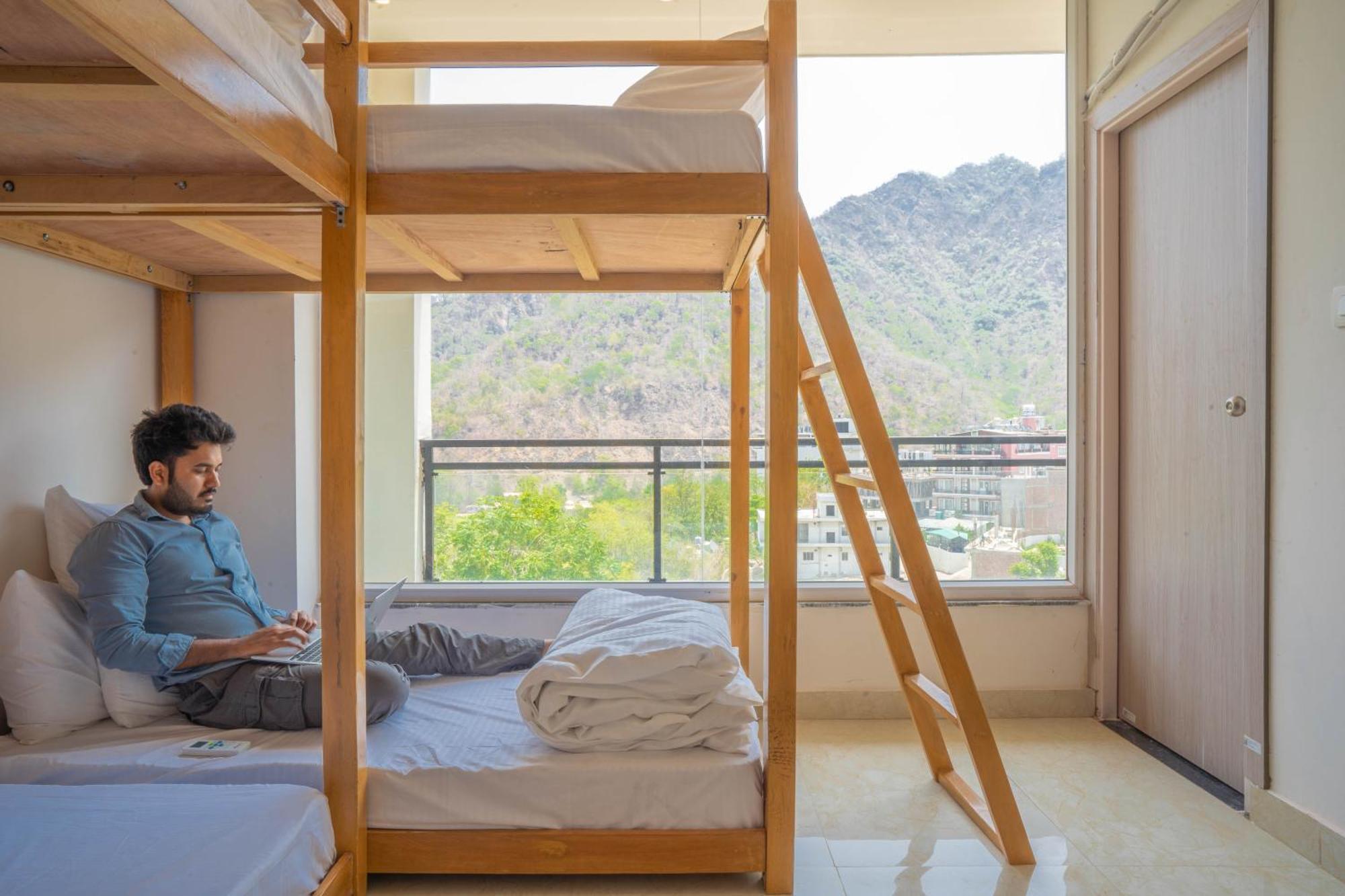 Perfectstayz Alpine Near Laxman Jhula Рішикеш Екстер'єр фото